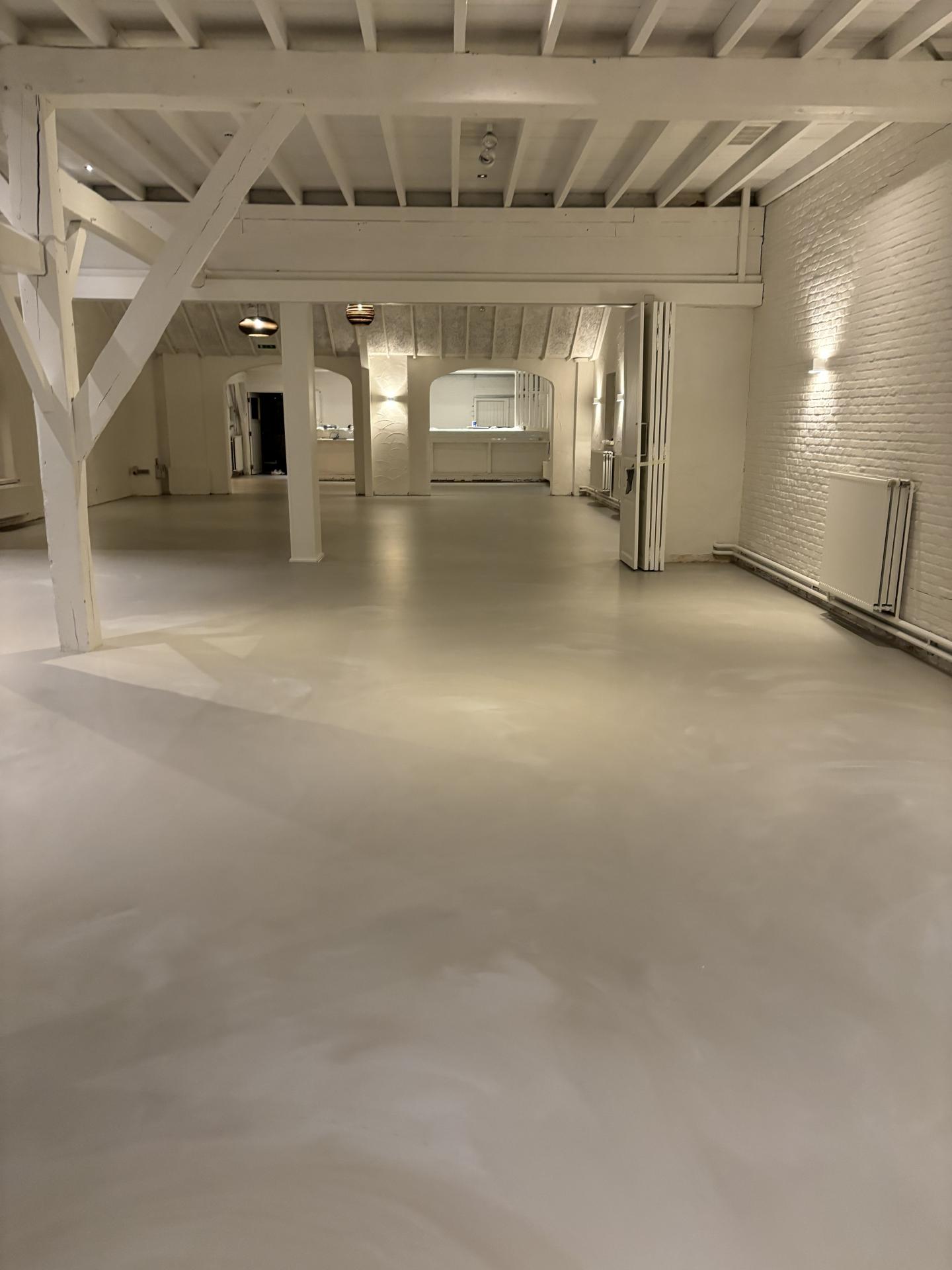 Floorline IND - Feestzaal te Turnhout